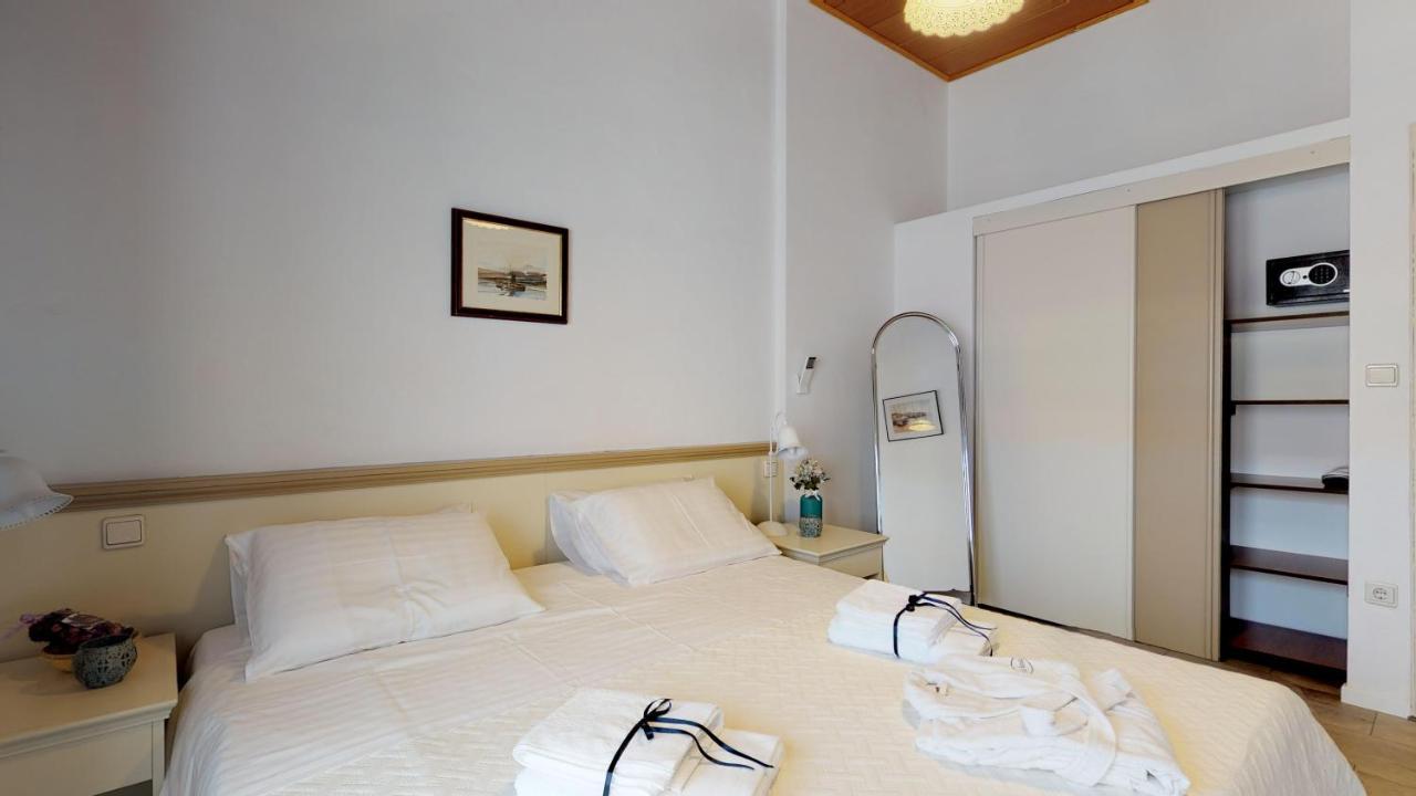 Novigrad Istria Lora Deluxe Superior 5 Star Apartment, Your Piece Of Heaven By The Sea & Park With Sea & Park View מראה חיצוני תמונה