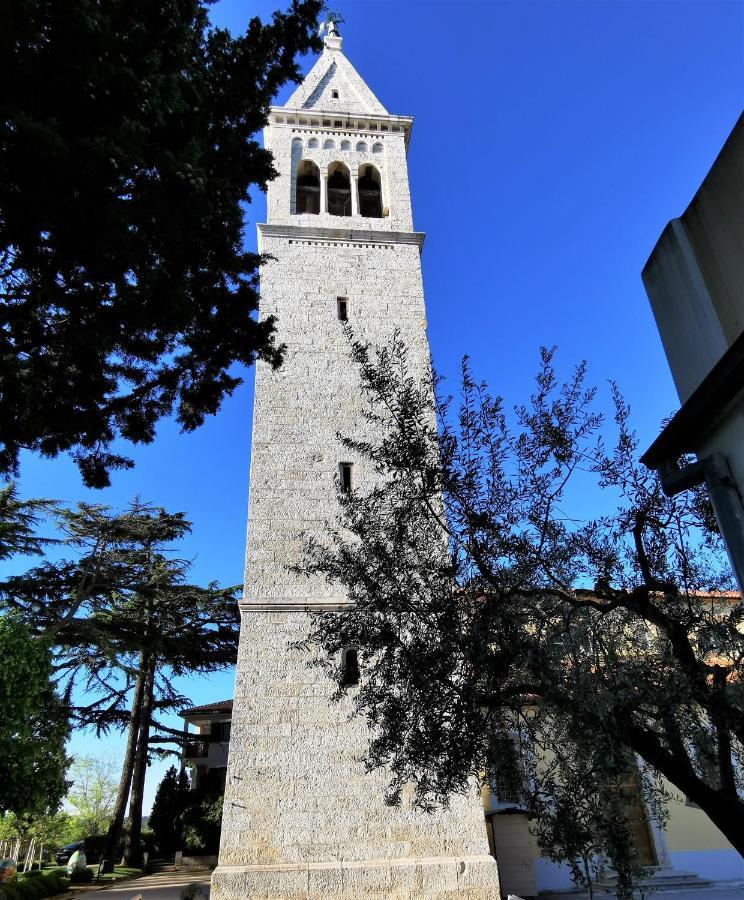 Novigrad Istria Lora Deluxe Superior 5 Star Apartment, Your Piece Of Heaven By The Sea & Park With Sea & Park View מראה חיצוני תמונה