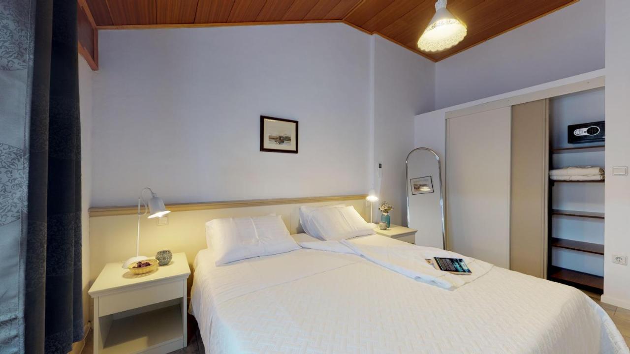 Novigrad Istria Lora Deluxe Superior 5 Star Apartment, Your Piece Of Heaven By The Sea & Park With Sea & Park View מראה חיצוני תמונה