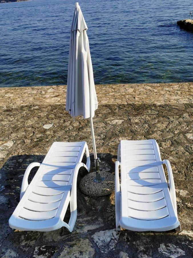 Novigrad Istria Lora Deluxe Superior 5 Star Apartment, Your Piece Of Heaven By The Sea & Park With Sea & Park View מראה חיצוני תמונה